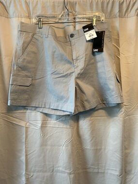 Lee Women's Light Gray Cargo Shorts with Ultra Soft Waistband